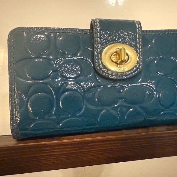 Coach teal wallet (NWT) - Picture 1 of 6